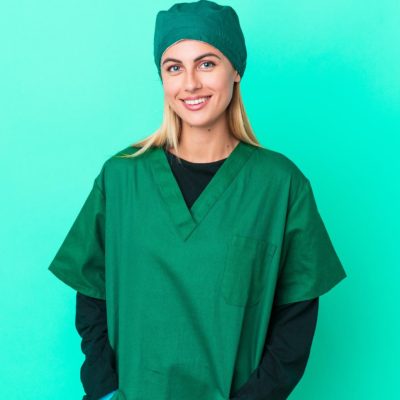 Vétérinaire : pourquoi la tenue de travail est essentielle ?
